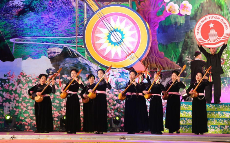 Dân tộc Tày