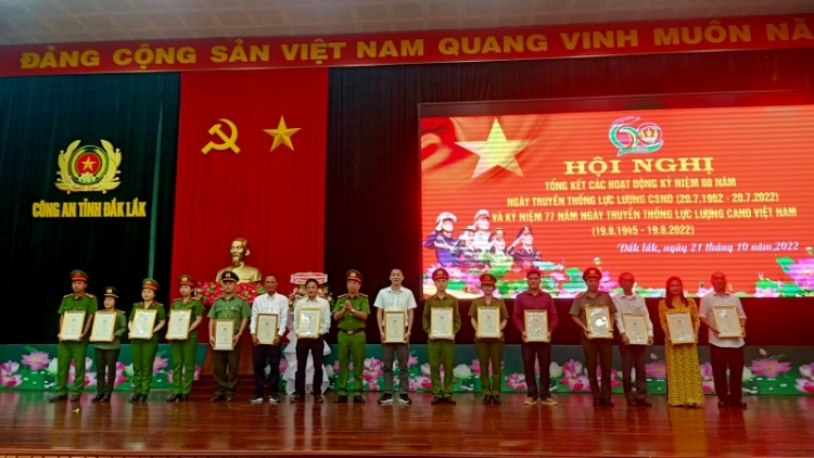 Kông ang Dak Lak lăng glăi bruă hơdor glăi 60 thun Hrơi gru grua