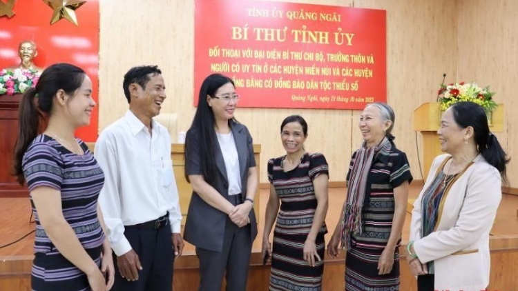 Bhrợ pa dưr zr’lụ da ding ca coong tỉnh Quảng Ngãi ting t’ngay ting pa dưr