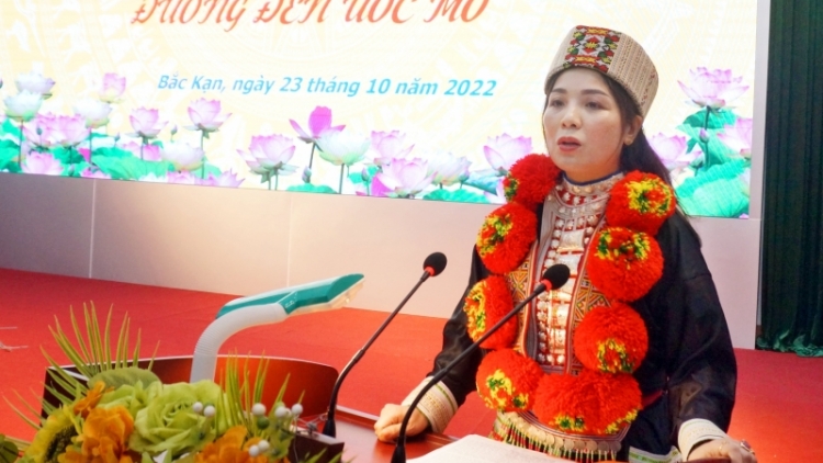 Bắc Kạn hơnh deh 60 học sinh, sinh viên acoon coh tr’haanh