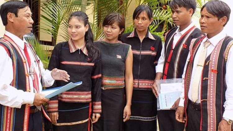 Đắk Nông: T’bhlâng pa dưr apêê cán bộ, công chức, viên chức manuyh acoon coh