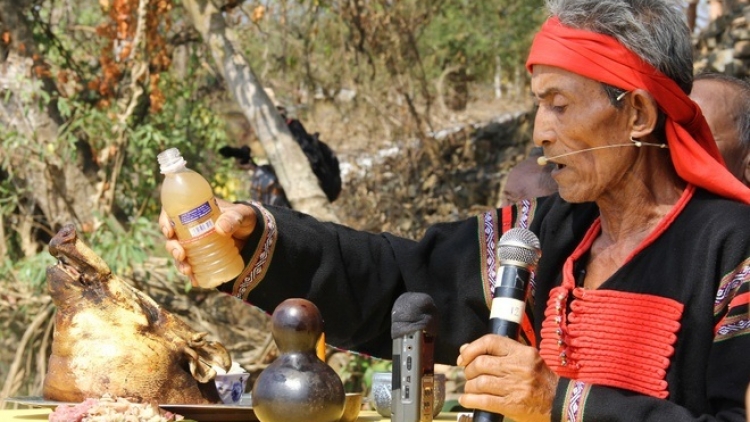 Tơdrong oei jang xa hăm cham char kơ bơngai M’nông