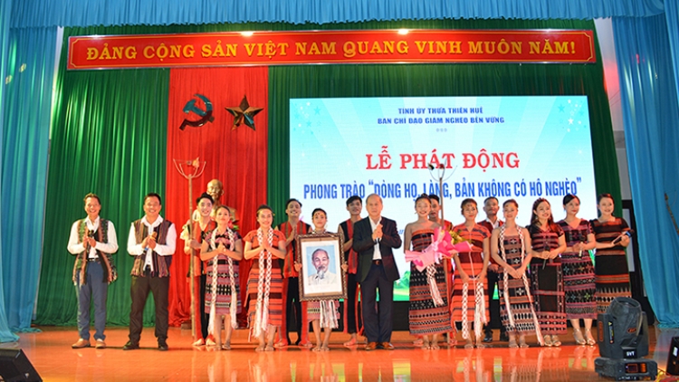 Thừa Thiên Huế: K’đươi bh’rợ “Tô bhúh, vel bhươl doọ vêy pr’loọng đha rứt”