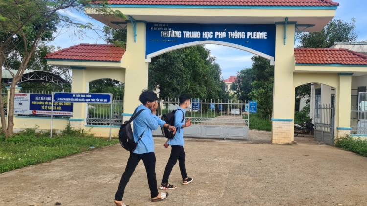 Môi to hngêi trung a Gia Lai chĕn lối 800 rơtuh liăn ăm mâu thái cô