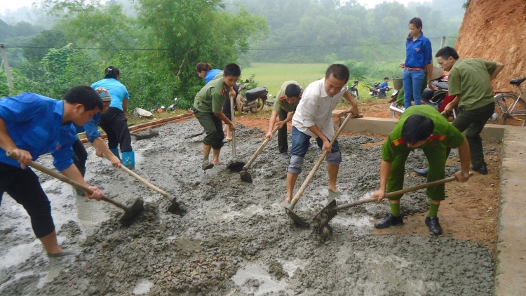 Pok pơhai tŭ yua jơlan hơdră kơnuk kơna pioh kơ djuai ƀiă