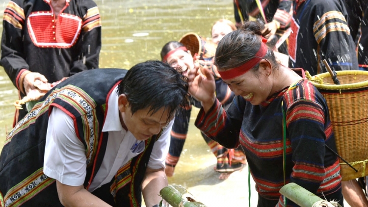 Klei mmuiñ mtă mtăn răng mgang dliê