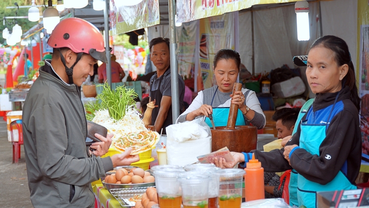 Gia Lai: Mkŏ mjing hdră hruê kăm dhar kreh mnơ̆ng ƀơ̆ng 