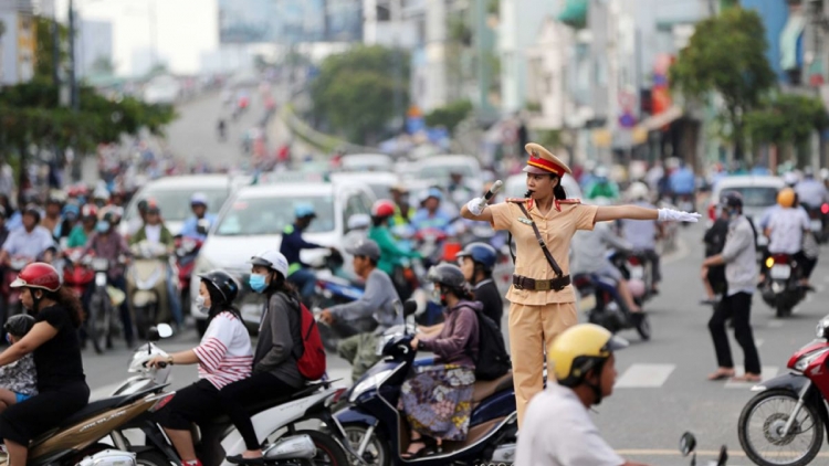 MINTRI CÔNG AN PEIH NGAK BRUK TABUNG GLAONG KA SIAM MEKRE SALAMAT MANGAOK JALAN MBAK NAO MAI DALAM TANEH IA MENG HAREI 15/11 TAL HAREI 5/2/2023