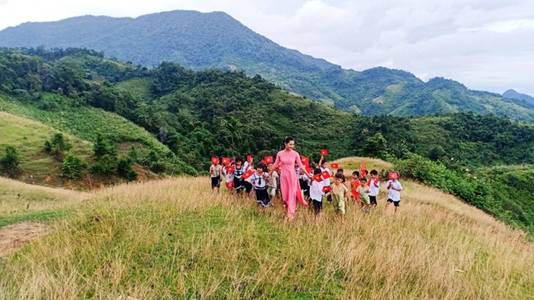 Em là cô giáo vùng cao