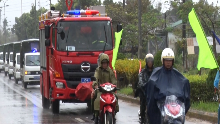 Công an chr’hoong A Lưới: Bhrợ g’luh bhrơợng zêl pruuh c’bhuh bhrợ lêt xa nay bêl Tết Nguyên đán Quý Mão 2023