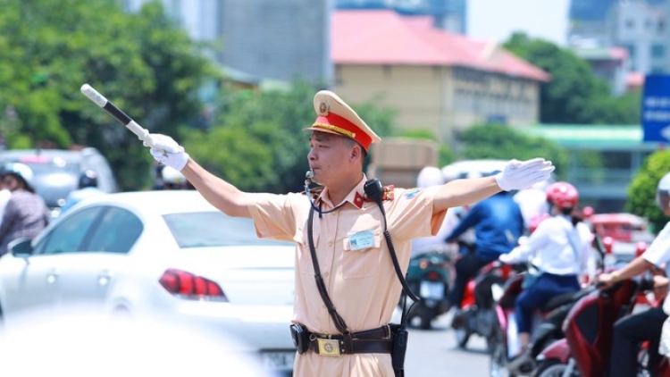 Nriêr pâuz lok cêr chei pháp luật hnuz xiêz 4-11-2022