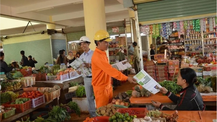 Đắk Nông pơkom ŭnh hơyŭh đei trŭh mơjĭt ti hlak jên lơ̆m sơnăm