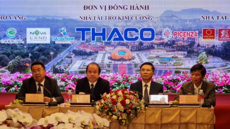 Festival pơkao Đà Lạt ‘măng mă 9 pơdui hăm lơ tơdrong akŏm kăp gĭt