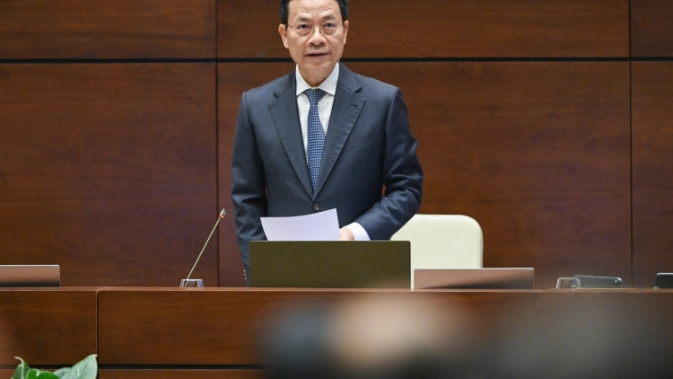 Khua pơ ala mơnuih ƀôn sang tơña kơ bruă tơlơi pơhing hăng pôr pơhing 