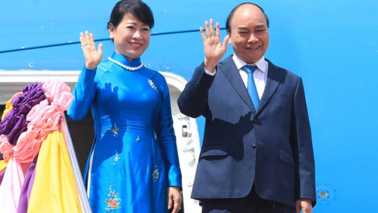 Củ tịc lơgar ồng Nguyễn Xuân Phúc còp ngan ngồn lơgar Thái Lan 