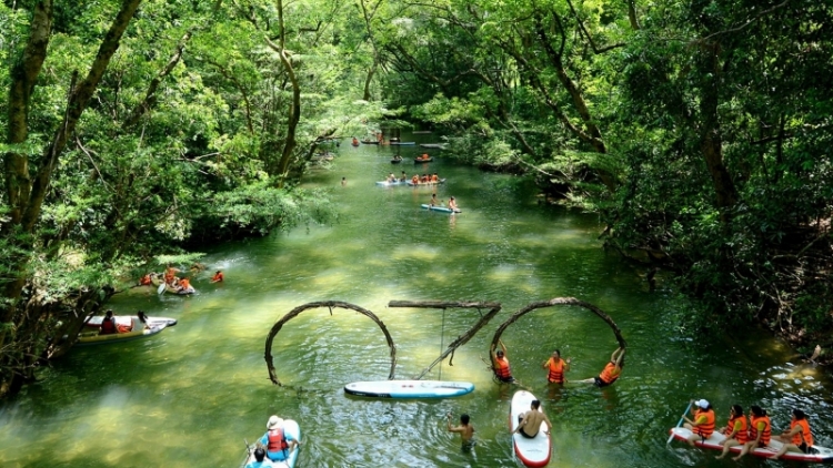 Quảng Bình: Doanh nghiệp k’xịa pay lất xa nay crâng phòng hộ đoọng bhrợ công viên cruung đác