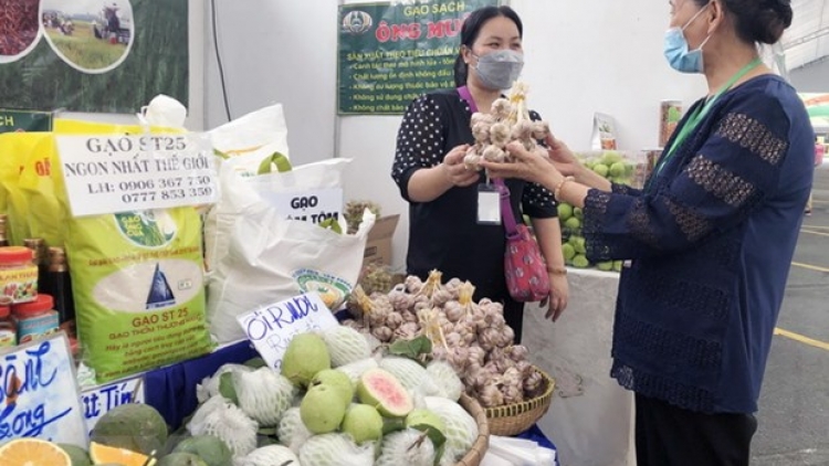 150 zr’lụ hàng pr’đươi la lay âng miền Trung- Tây Nguyên p’căh đhị Đà Nẵng