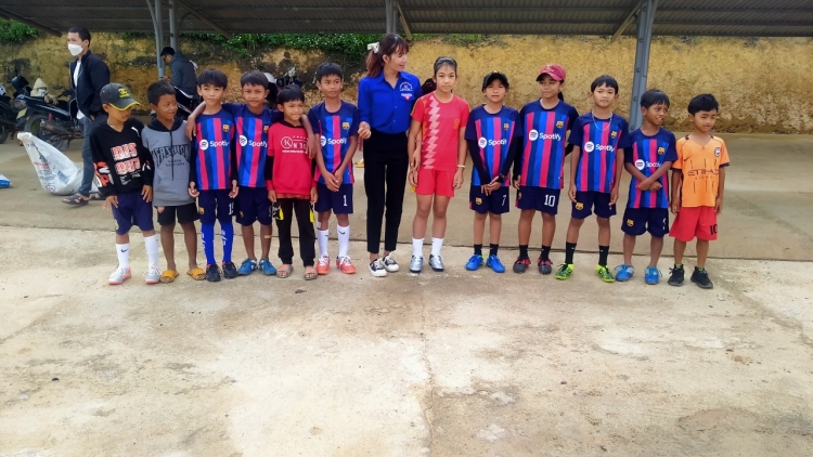 Ka Huệ - Khua khul hlăk ai K’Ho hur har amăng bruă mă