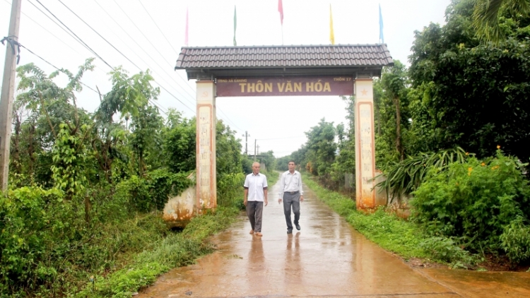 Cau tờm lơh tam klăc bal nùs nhơm ƀòn lơgar