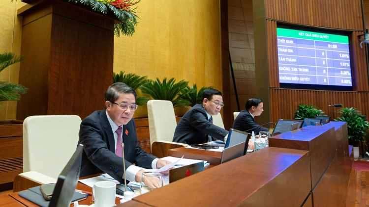 Quốc hội quyết định pa dzoóc zên lương cơ sở 1,8 triệu đồng tơợ 1/7/2023