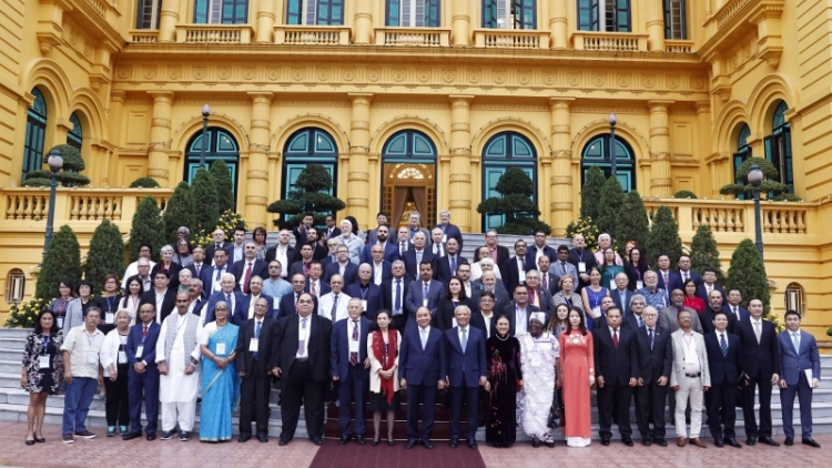 Kăn xiâm hnê ngăn tơnêi têa tơdah mâu kăn ki veăng hôp a Hneăng hôp 22 Hô̆i đong Hơniâp lĕm lâp plâi tơnêi