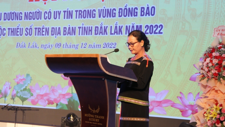 H’Bliăk Niê -nuĭh bu ur geh nău nsing nơm