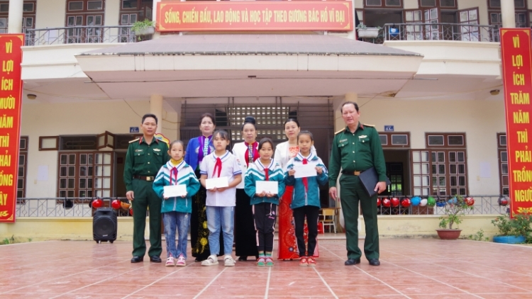Mô đô̆i Sơn La pêi pro tơdroăng ‘’rak ngăn, tŏng kum vâi hdrêng pá puât’’ a kơphô̆ ngo