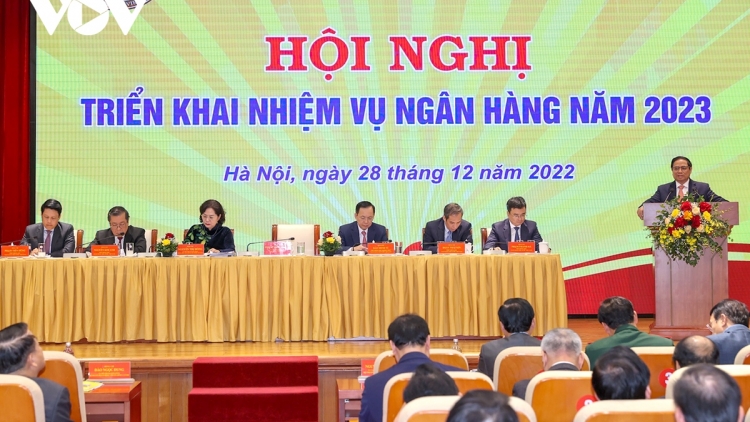 Thủ tướng Phạm Minh Chính râng tâm nchră an tĭng ƀư nău kan ngân hàng năm 2023