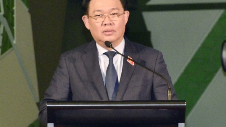 Kơdră chĕp pơgơ̆r Kuôk hô̆i Vương Đình Huệ vang năm hop akŏm jang hơdoi mŭk drăm Việt Nam- Australia