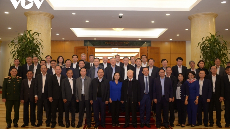 Bộ Chính trị prá xay ooy bh’rợ pa dưr thành phố Hồ Chí Minh