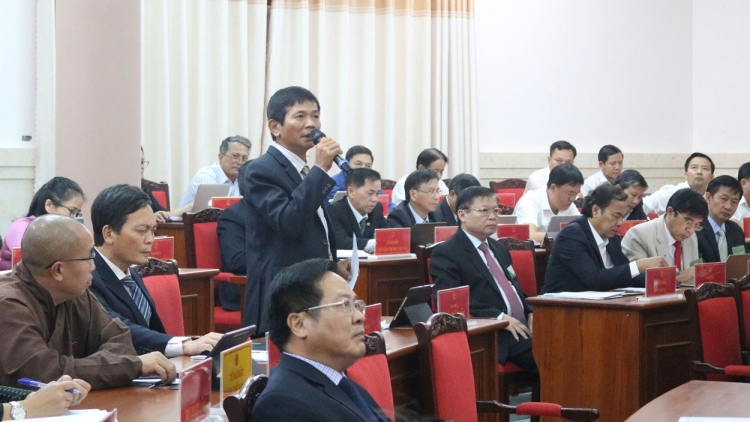 Tơlĕch xek tơlang tơdrong phă bri ăh 'măng hop akŏm Hô̆i đŏng kon pơlei dêh char Kon Tum