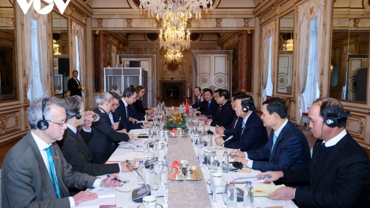 Khua knŭk kna  Phạm Minh Chính bi trông hŏng Khua knŭk kna Belgium