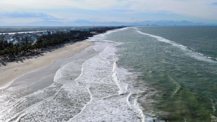 Bơơn lêy 2 cha nặc pân jứih loong chô ooy toor biển tỉnh Quảng Nam