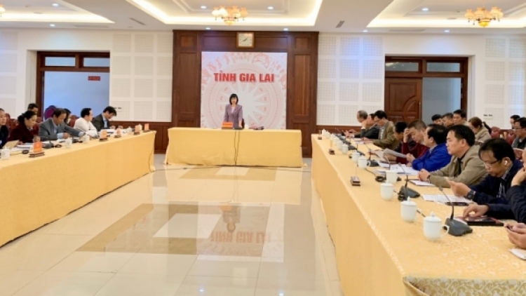 Càr Gia Lai jòi geh broă lơh nàng bơsong dồs priă nhai, ờ tơl phan gah lơh sơnơm