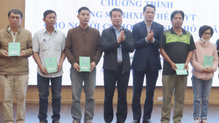 Đà Nẵng: Cher bha ar bảo hiểm xã hội đoọng ha đhanuôr đha rựt