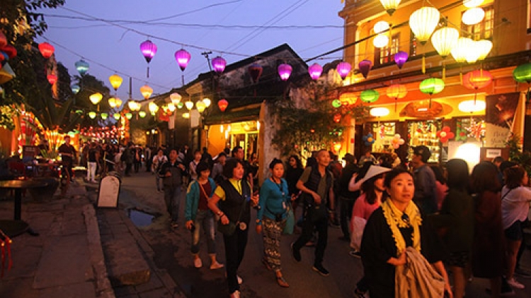 Đêm hội phố Hoài