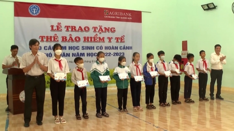 Quảng Ngãi zooi đhanuôr k’coong ch’ngai pa đăn đươi bảo hiểm y tế