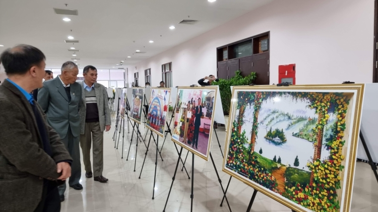 ពត៌មាន ម៉ោង​ ៦