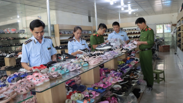 Xay bhrợ cr’chăl bhrơợng zêl tông pa câl, pa câl pr’đươi ch’chơơr bêl Tết