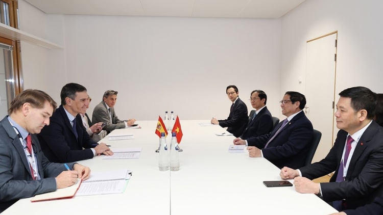 ពត៌មាន ម៉ោង ១១