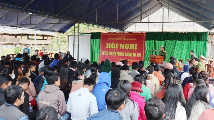 Xay moon cha groong ma túy đoọng ha đhanuôr Tây Giang