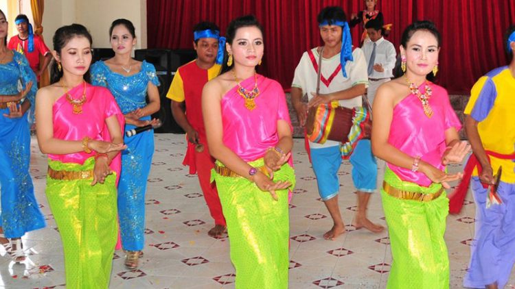 ចំរៀងតាមសំណូមពរ