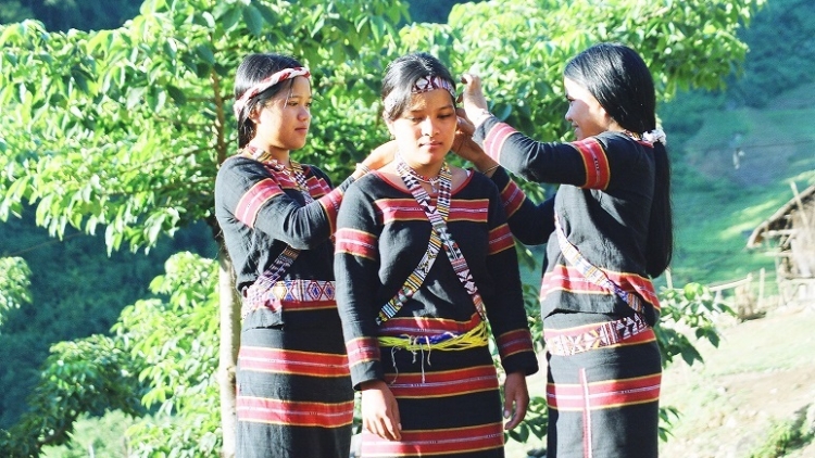 Thế rak ngăn pêi chiâk deăng