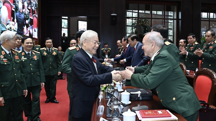 Hơnơ̆ng jang kiơ̆ tơdrong ‘lơ̆ng kơ “Ƀô̆ đô̆i Ƀok Hô” kơ rim Ƀô̆ đô̆i so Việt Nam