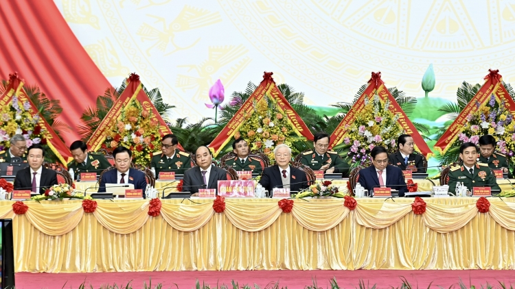 Lŏ ƀư tĭng ueh nau “Tahen Wa Hồ” bah tahen ơm Việt Nam