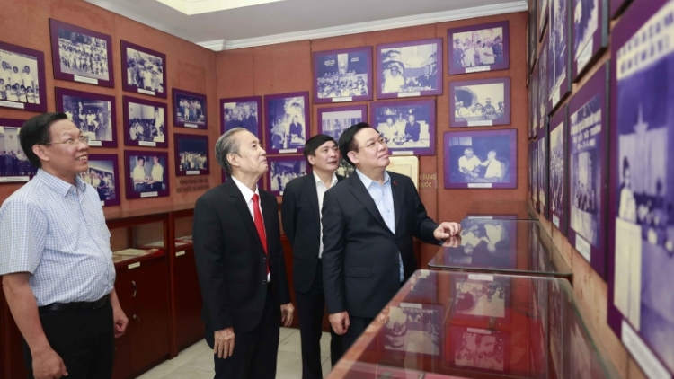  Khua bruă kƀĭn ala Vương Đình Huệ  hdơr knga kơ Khua bruă kƀĭn ala hđăp  Nguyễn Hữu Thọ 