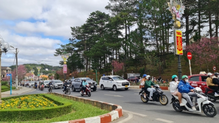 Đà Lạt pơhưč 250 rơbâo wơ̆t tuai nao ngui akŏ thun phrâo