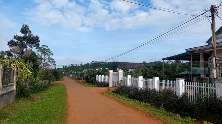 C’rơ p’niên đhị zr’lụ k’noong k’tiếc Thuận An (Đăk Nông)