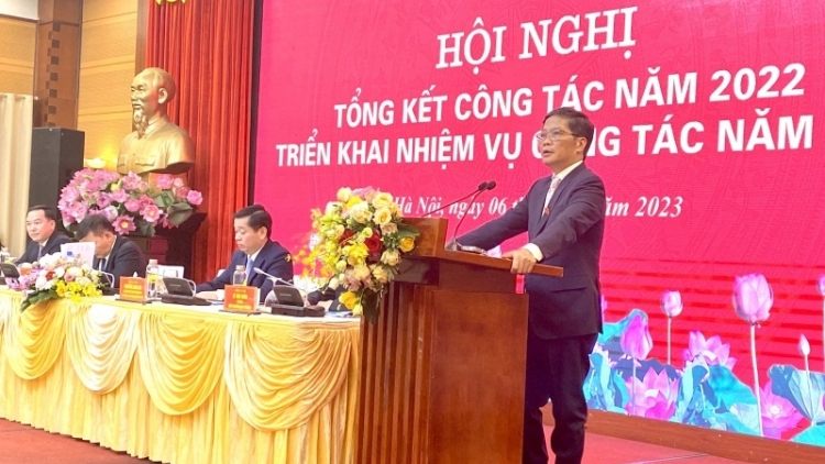 Ƀok Trần Tuấn Anh  vang năm hop akŏm pơtôch bơ̆ jang Đảng khul Hơnih mơdro sa Trung ương