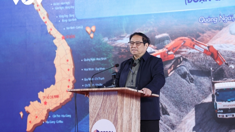 Thủ tướng Phạm Minh Chính k’đươi moon bhrợ pa zêng 12 Dự án c’lâng bộ lướt đấh Bắc-Nam